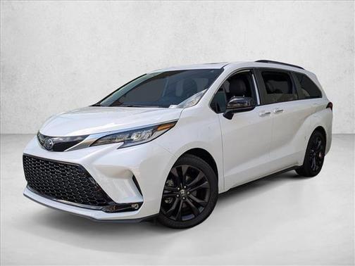 White 2022 Toyota Sienna XSE 7 Passenger