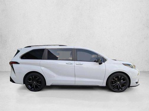 White 2022 Toyota Sienna XSE 7 Passenger