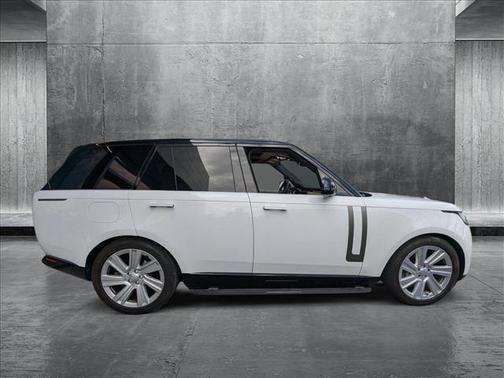2023 Land Rover Range Rover P400 SE