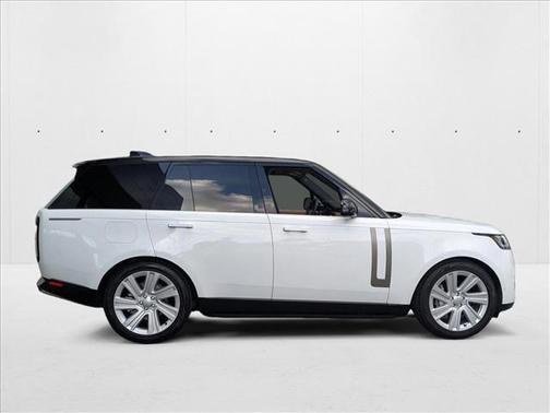 2023 Land Rover Range Rover P400 SE