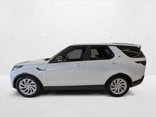 2025 Land Rover Discovery P300 S