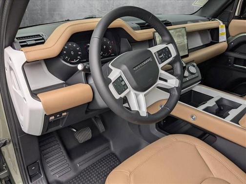 2025 Land Rover Defender 110 P300