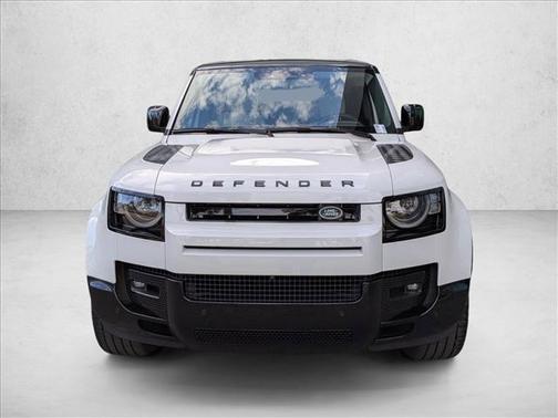 2025 Land Rover Defender 110 P400 X-Dynamic SE