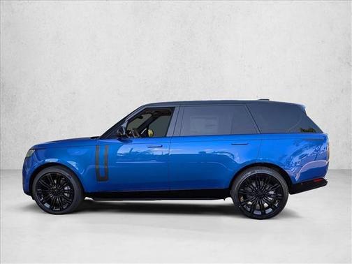 Velocity Blue SV Bespoke Ultra Metallic Gloss 2026 Land Rover Range Rover P400 SE 7 Seat