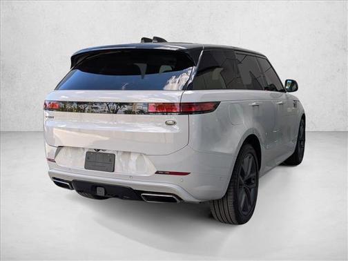 2023 Land Rover Range Rover Sport SE