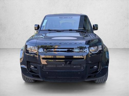 2023 Land Rover Defender 130 X-Dynamic SE