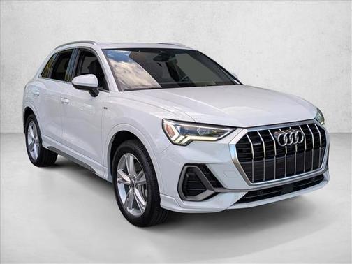 2022 Audi Q3 45 S line Premium Plus