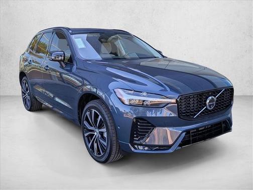 2025 Volvo XC60 B5 Plus