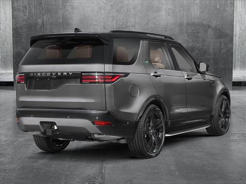 2025 Land Rover Discovery P300 S