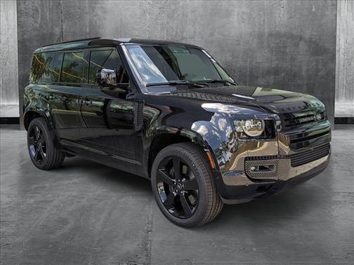 2025 Land Rover Defender 110 P400 X-Dynamic SE
