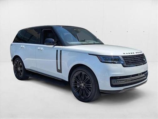 2025 Land Rover Range Rover P530 SE
