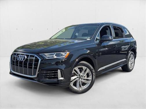 2022 Audi Q7 55 Premium Plus