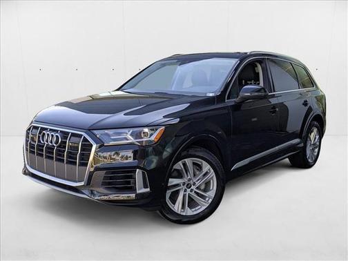 2022 Audi Q7 55 Premium Plus