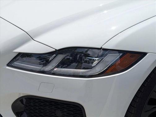 2024 Jaguar XF R-Dynamic SE P250 RWD Automatic