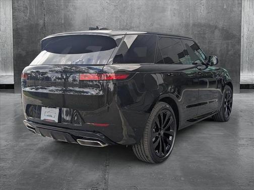 2025 Land Rover Range Rover Sport SE