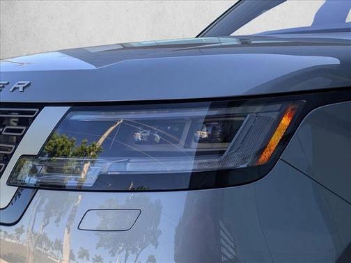 2023 Land Rover Range Rover P530 SE
