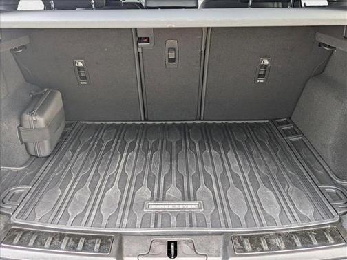 2024 Land Rover Range Rover Evoque Dynamic SE