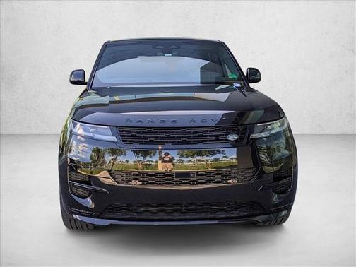 2024 Land Rover Range Rover Sport SE