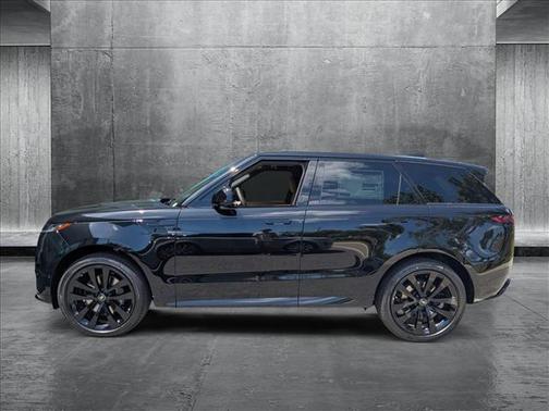 2025 Land Rover Range Rover Sport SE