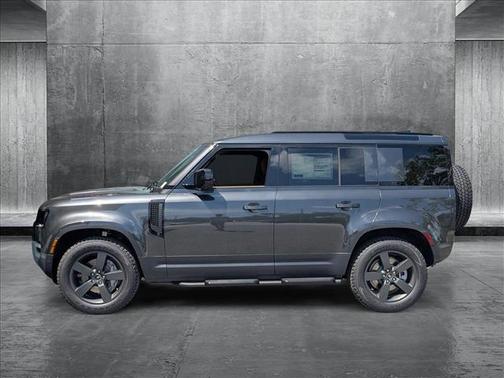 2025 Land Rover Defender 110 P300
