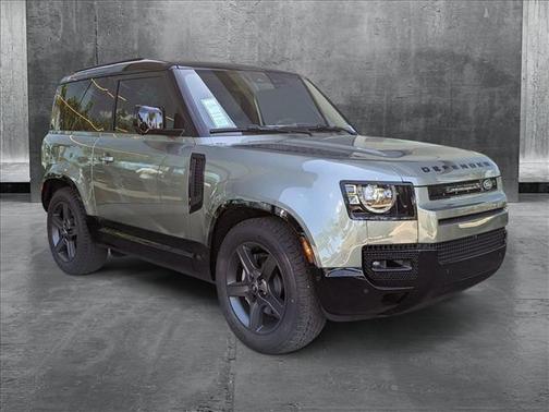 2025 Land Rover Defender 90 P400 X-Dynamic SE