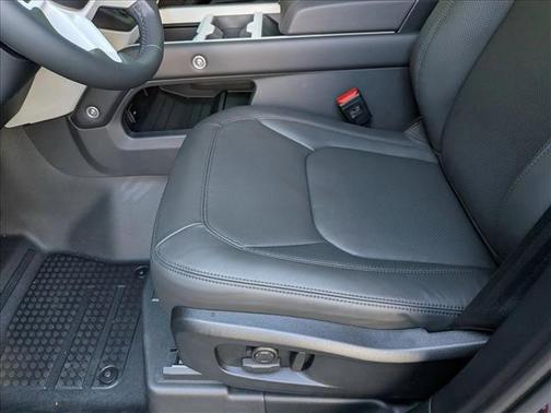 Santorini Black Metallic 2026 Land Rover Defender P300 S