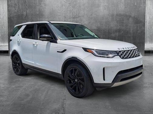 2024 Land Rover Discovery P300 S