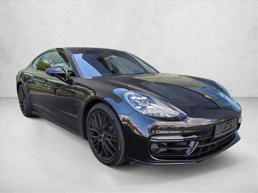 2023 Porsche Panamera RWD