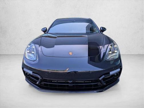 2023 Porsche Panamera 4 Platinum Edition