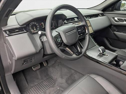 2026 Land Rover Range Rover Velar P250 SE R-Dynamic