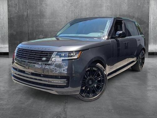 2025 Land Rover Range Rover P400 SE 7 Seat