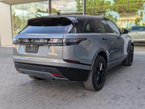 2026 Land Rover Range Rover Velar P250 SE R-Dynamic