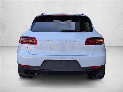 2018 Porsche Macan Sport Edition