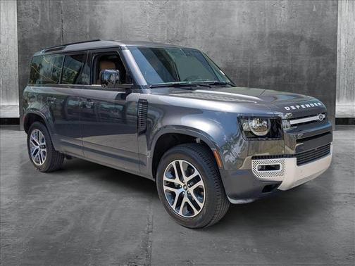 2025 Land Rover Defender 110 P300