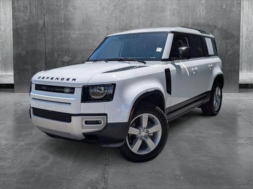 2025 Land Rover Defender 110 P300