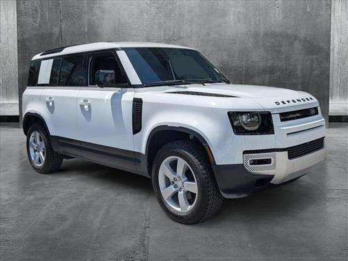 2025 Land Rover Defender 110 P300