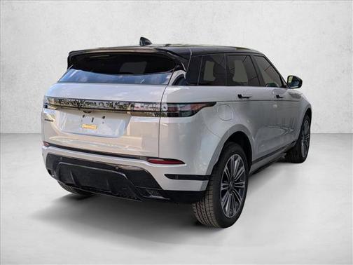 2026 Land Rover Range Rover Evoque Dynamic SE