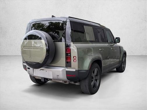 2025 Land Rover Defender 110 P300