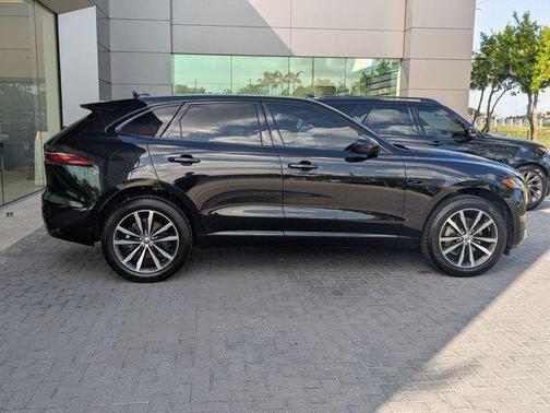 2024 Jaguar F-PACE R-Dynamic S P250 AWD Automatic