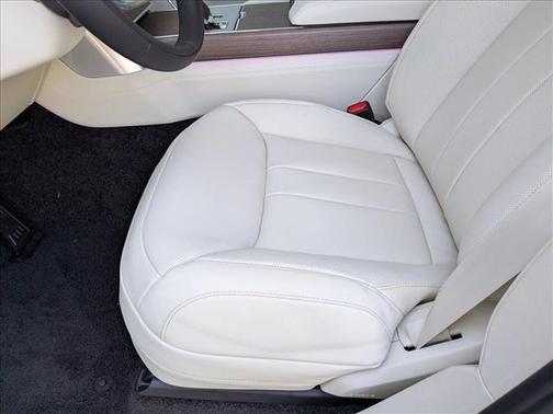 2026 Land Rover Range Rover P400 SE 7 Seat