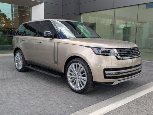 2025 Land Rover Range Rover P530 SE