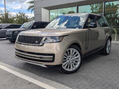 2025 Land Rover Range Rover P530 SE