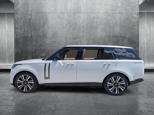 2023 Land Rover Range Rover P400 SE