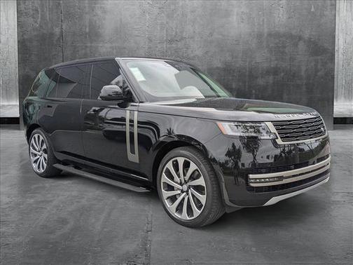 2025 Land Rover Range Rover P400 SE 7 Seat