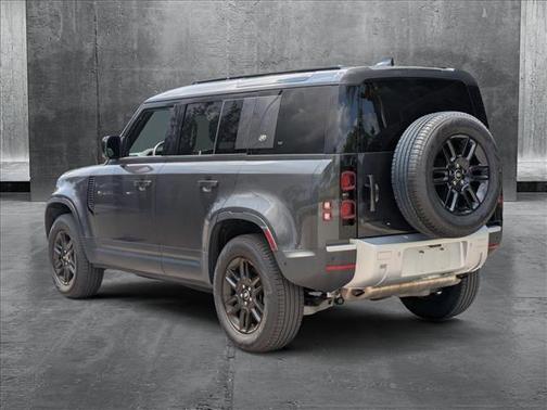 2023 Land Rover Defender 110 SE