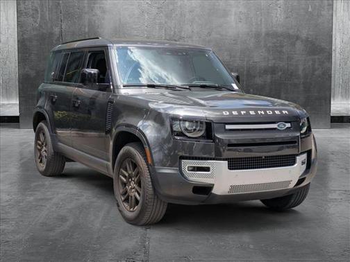 2023 Land Rover Defender 110 SE