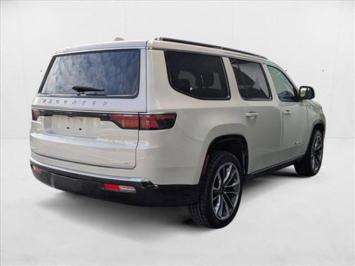 2022 Jeep Wagoneer Series III 4x4