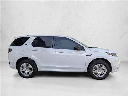 Fuji White 2025 Land Rover Discovery Sport S
