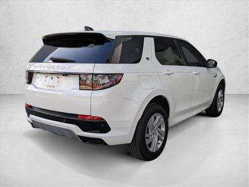 Fuji White 2025 Land Rover Discovery Sport S