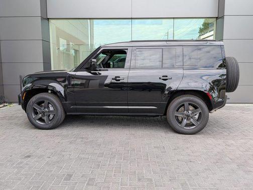 2026 Land Rover Defender P400 X-Dynamic SE